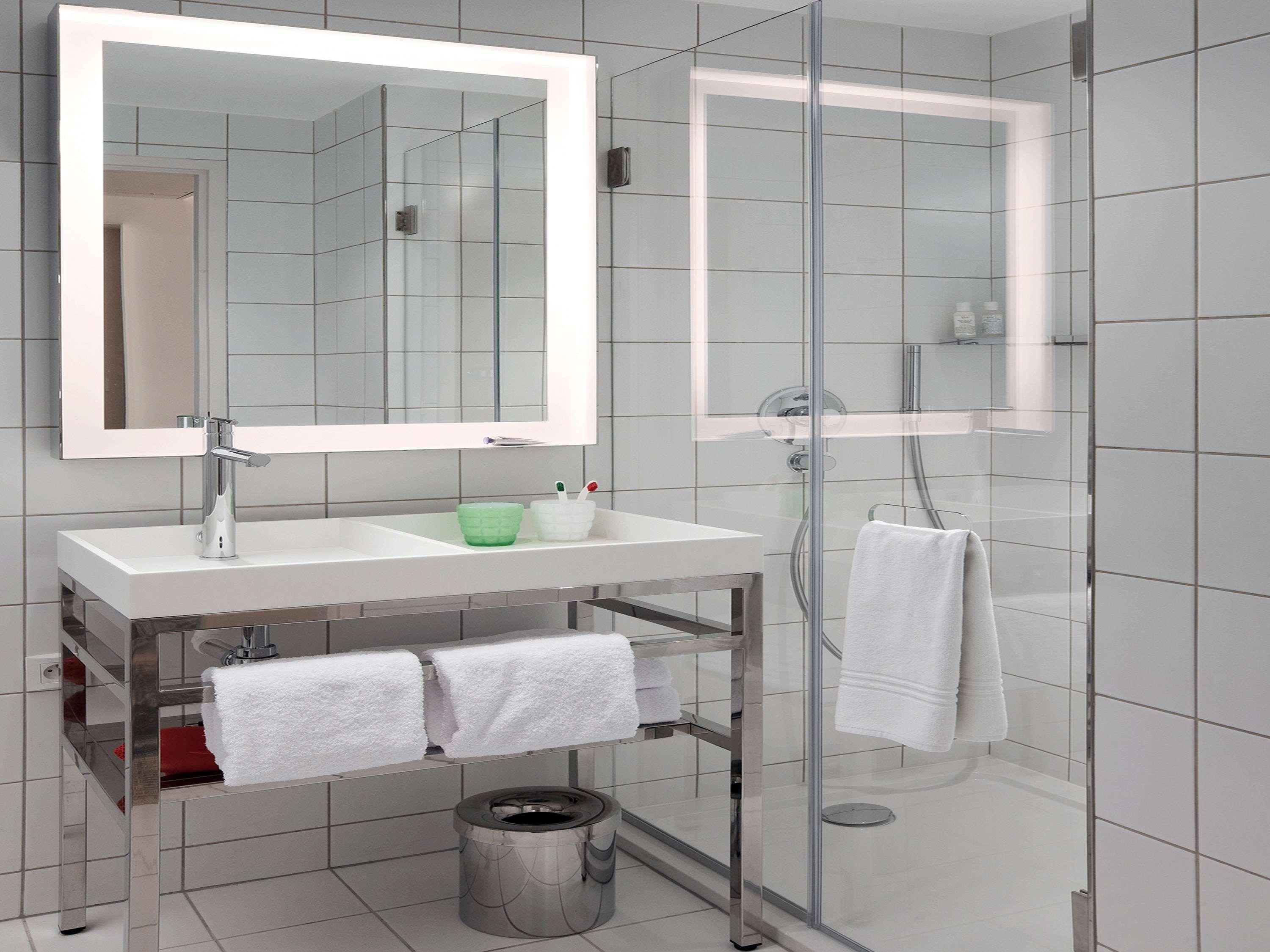 Mama Shelter Hotel 3*