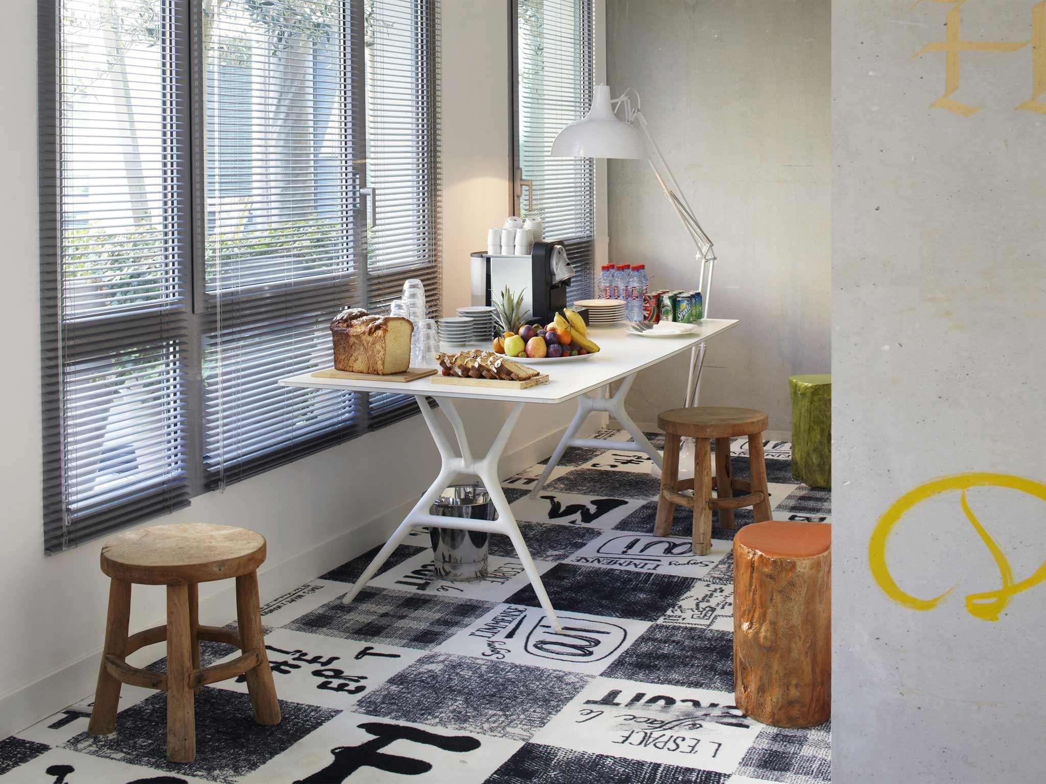 Mama Shelter Hotel 3*